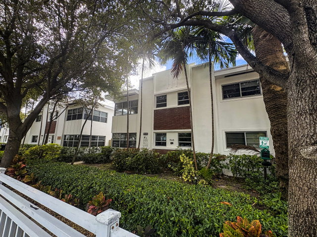Etruria Condo photo 2